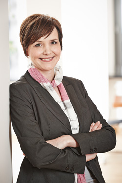 Dr. Jacqueline Wolter